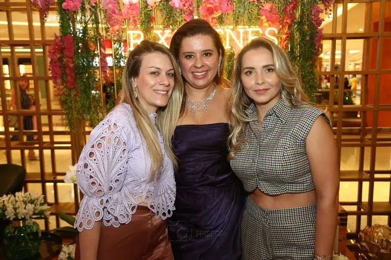 Ana Luyza Batista, Camila Ximenes e Priscila Maciel