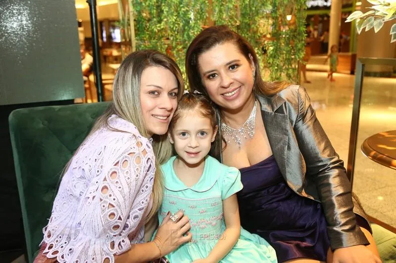 Ana Luyza, Laura Batista e Camila Ximenes