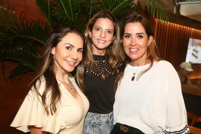 Adriana Queiroz, Michelle Aragão e Ana Vládia Sales