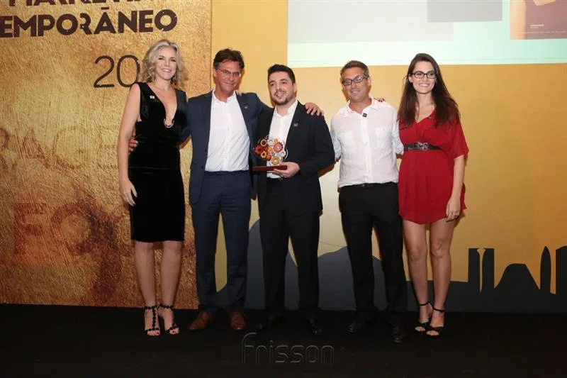 Ana Loschi, Vitor Cunha, Bruno Richter, Victor Vicente e Talita Fontes