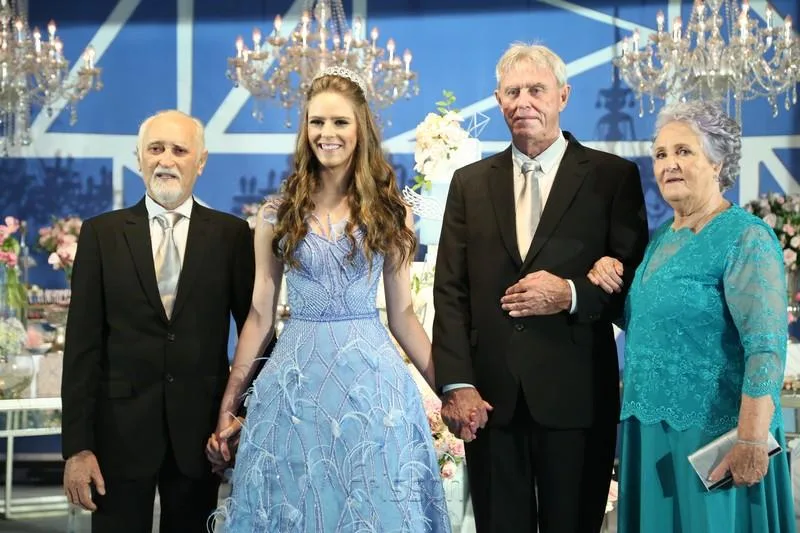 15 Anos de Clara Dal Belo