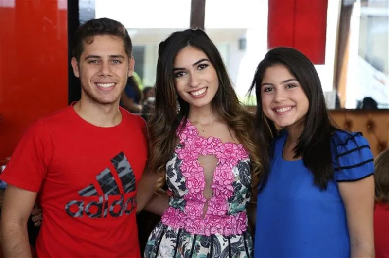 Carlos Matheus, Natalia Alencar e Barbara Mota