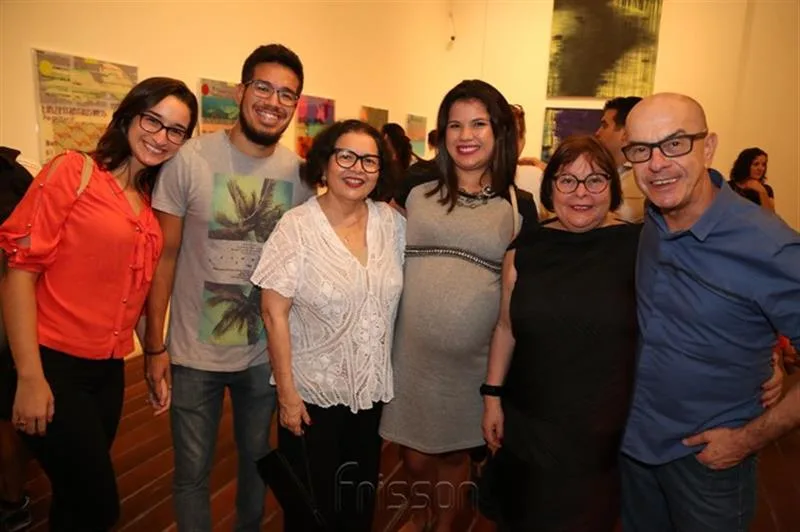 Beatriz Torres, Lucas Almeida, Magnolia Moura, Paloma Neiva, Luzia Simons e Eduardo Carlos Pereira