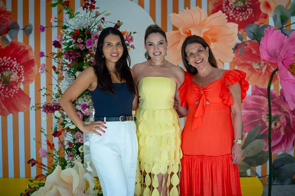 Camila Carvalho, Lina Ponte e Luiza Bandeira