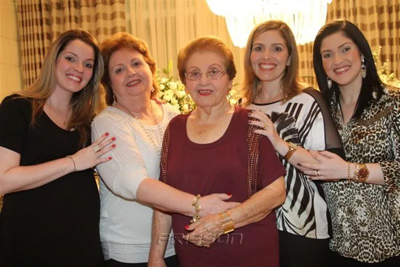 Abigail Gomes, Natália Diogo, Maria de Jesus, Karla, Isabela Gomes de Matos