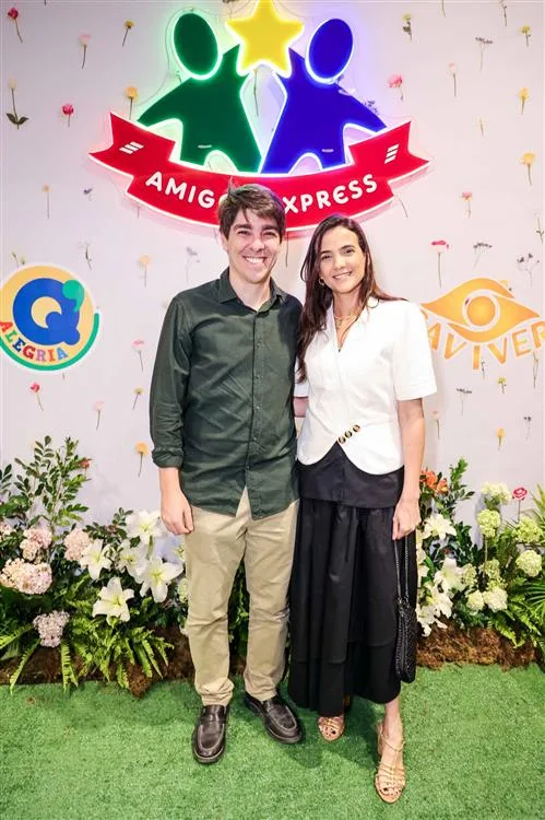 Carlos Eduardo Almeida e Paloma Verçosa