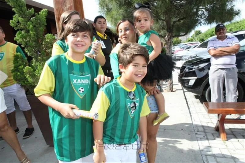 Adrian Alexandre e Enzo