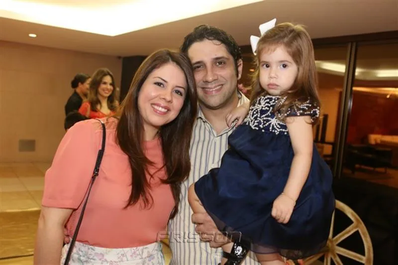 Angela Lais, Davi e Alicia Gutierres Rocha
