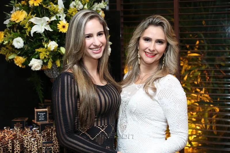 Andreza e Danielle Linhares