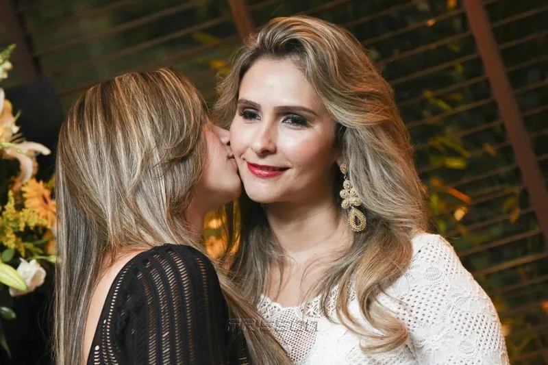 Andreza e Danielle Linhares
