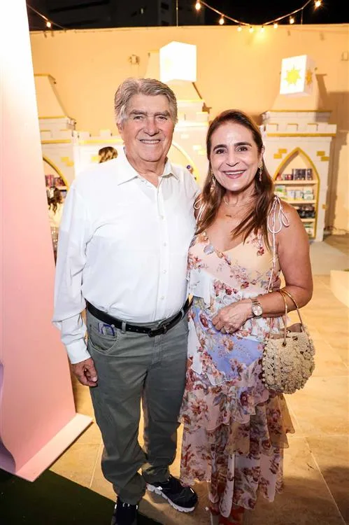 Amarilio e Patrricia Macedo