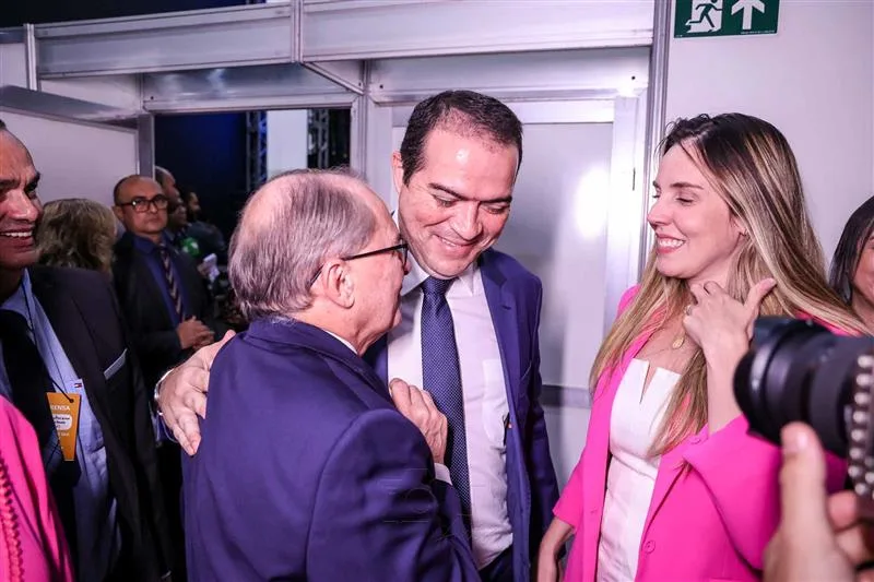 Abelardo Benevides, Marcelo Paz e Jade Romero