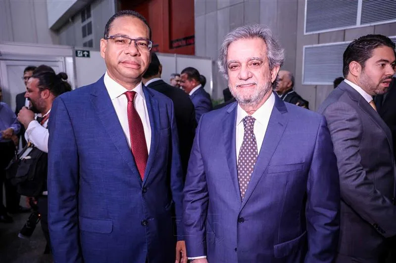 André Costa e Ernesto Saboia