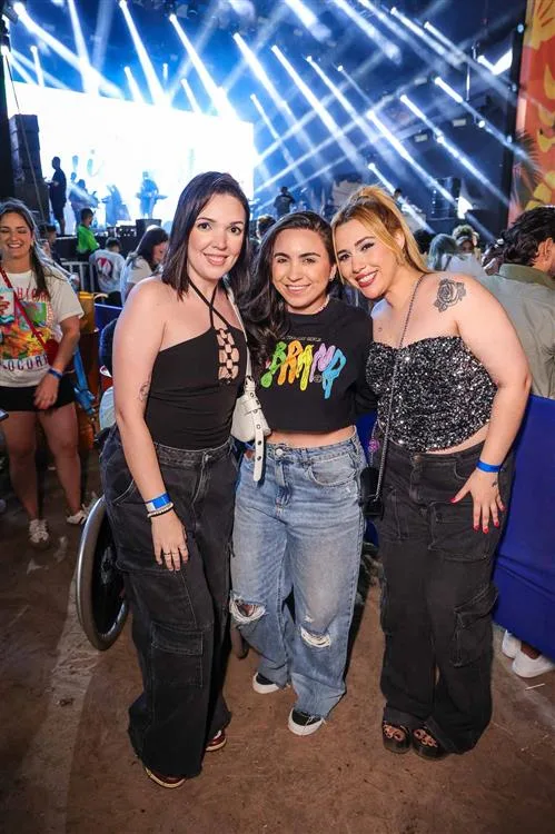 Amanda Freire, Camilla Santos e Isabelle Maria