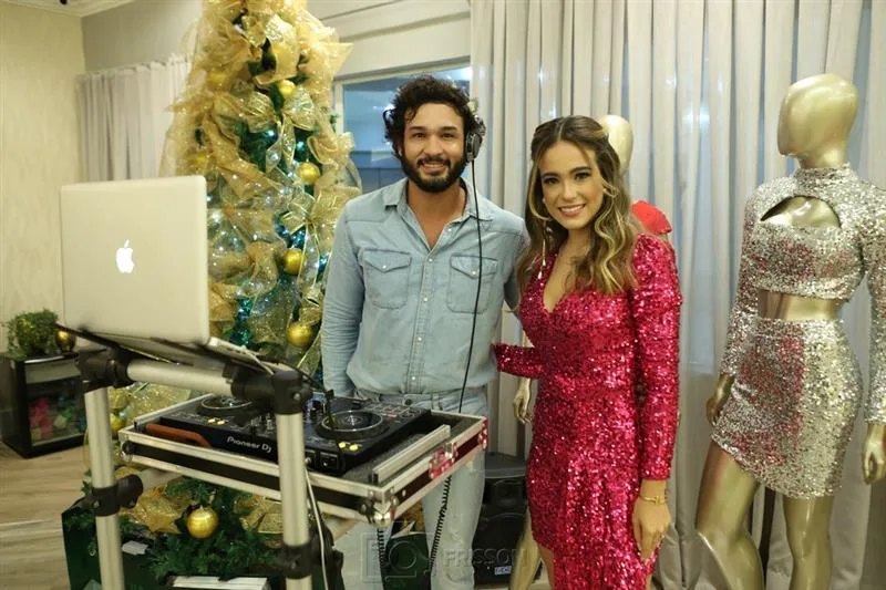 Dj Rômulo Bravo e Theresa Montenegro