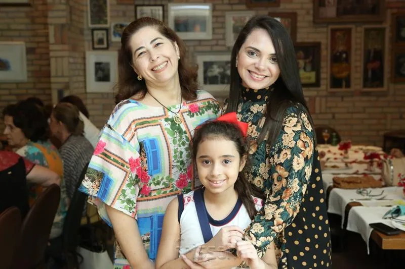 Adriana Hilluy, Isabella e Claudinha Pinheiro