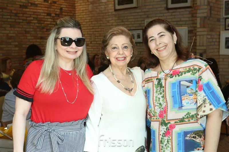 Ana Lúcia, Lúcia Pierre e Adriana Hilluy