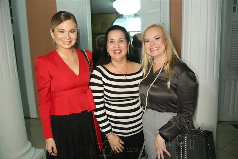 Camille Cruz, Christiane Leitão e Janaina Lima