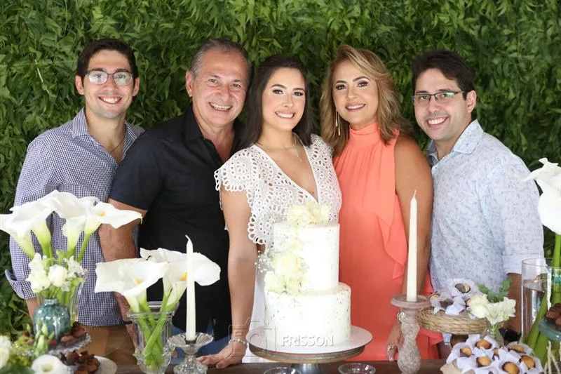 Caio, Moisés, Lara, Polyana e Roberto Oliveira