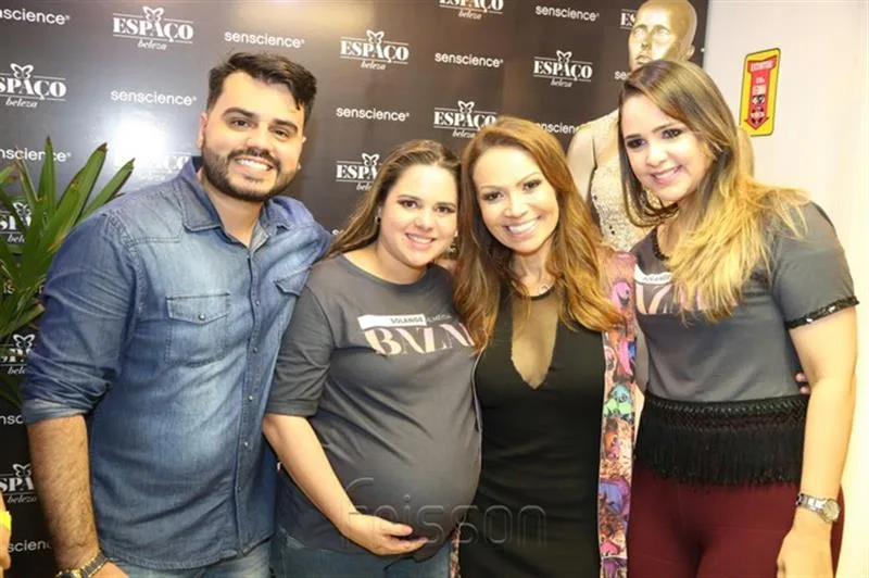 Armando Araújo, Aline Aguiar, Solange Almeida e Juliana Veras