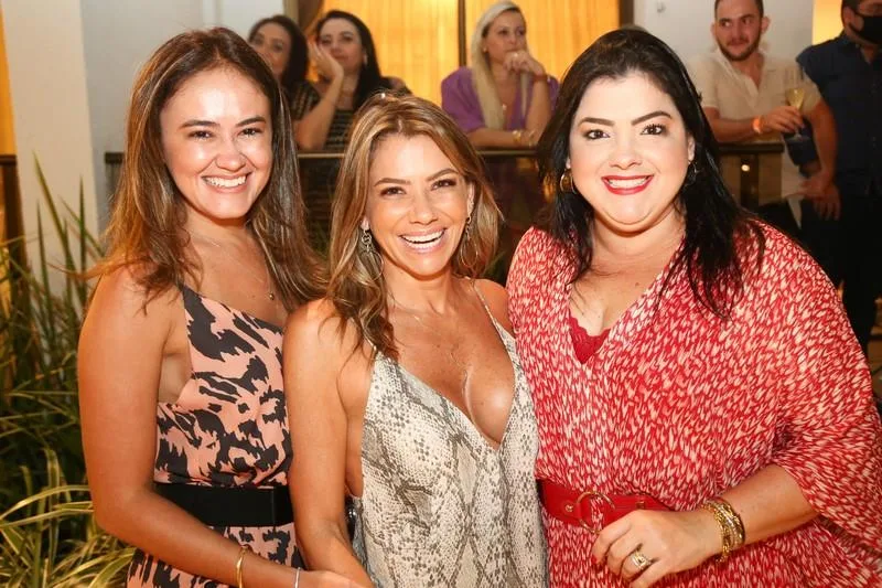 Bia Bezerra, Vanessa Queirós e Viviane Almada