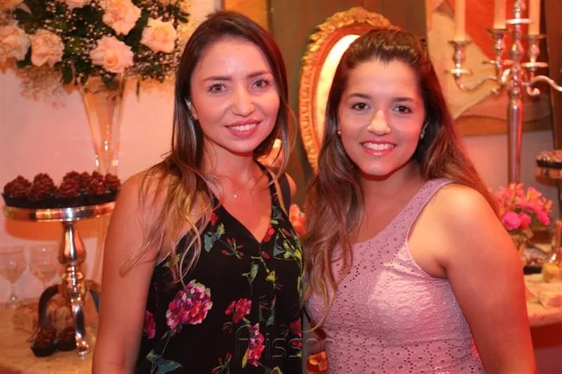 Aline Almeida e Rayane Brito