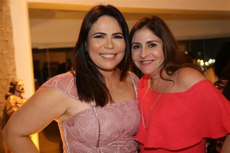 Andrea Rios e Cristiane Faria