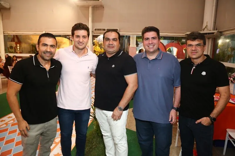 Aniversário de Maria Macedo