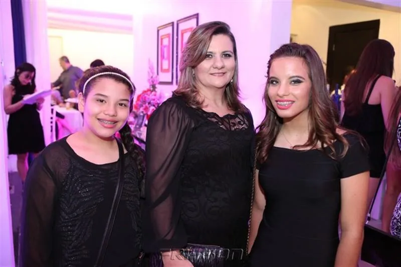 Ana Beatriz Albuquerque, Najla e Lara Corrêa