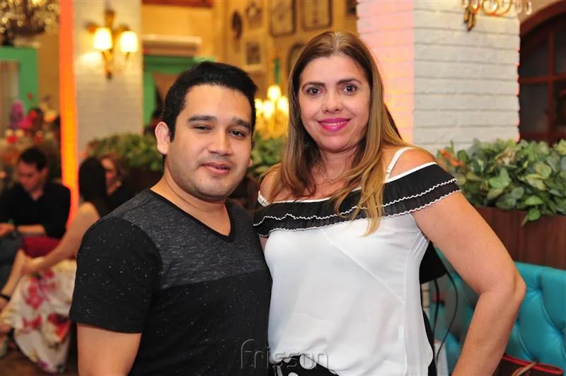 Bruno Arruda e Adriana Esmeraldo