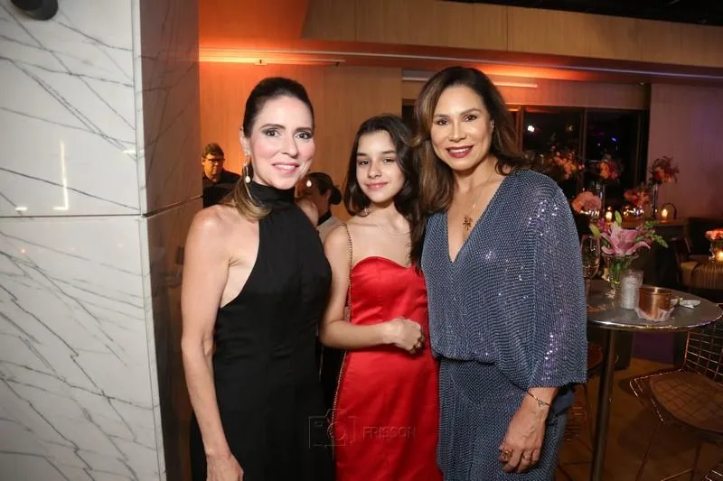 Águeda Muniz, Amanda e Ingrid Feitosa