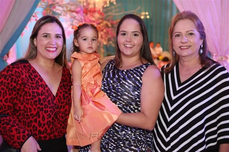 Ana Leal, Valentina e Carolina Rocha, Cristina Aragão