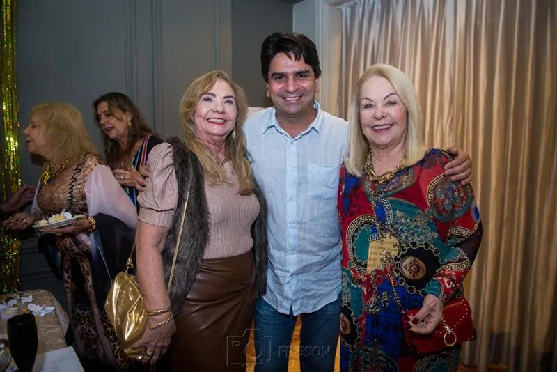 Betinha Sampaio, Iratuã Freitas e Mônica Arruda