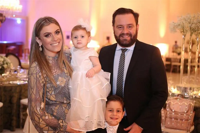 Ana Luiza, Laura, Arthur e Solon Batista