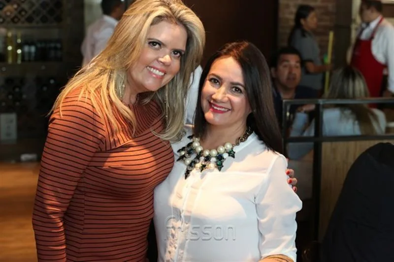 Valeska Rolim e Christina Simões