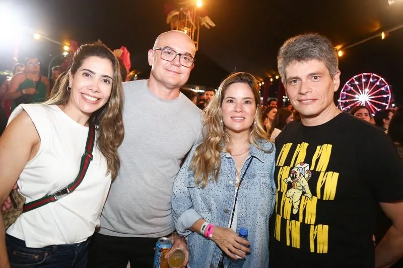 Aline Bezerra e Roberto Lobo, Janaina Wanderley e Fabricio Cavalcante