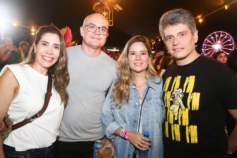 Aline Bezerra e Roberto Lobo, Janaina Wanderley e Fabricio Cavalcante
