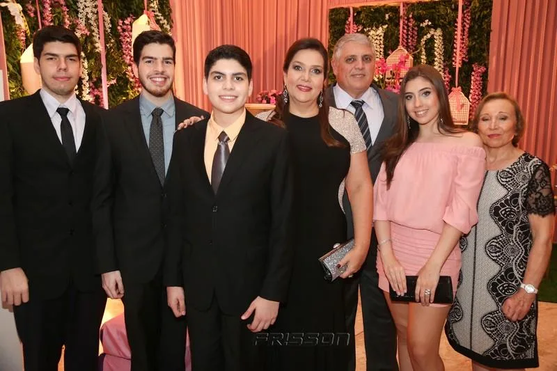15 Anos de Isabella Bastos