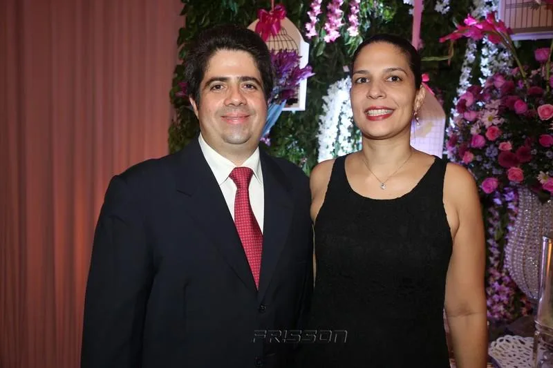 Alexandre e Letícia Leitão