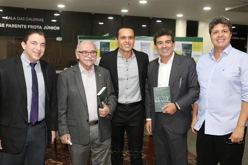 Alexandre Pereira, Edinilton Soares, Eduardo Diogo, Rodrigo Pereira e Marcos Oliveira