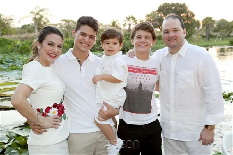 Adriana, Otávio Filho, Constantino, Edson e Otávio Queiroz