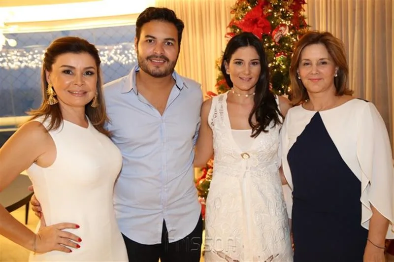 Ana Cristina Machado, Vinícius Machado, Aline Pinho e Fernanda Matoso