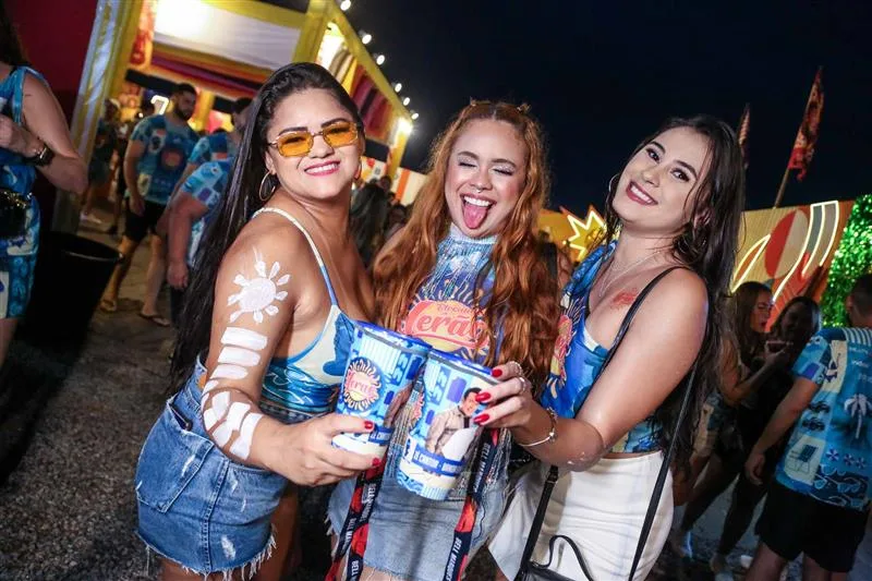 Ahyara Menezes, Natasha Gois e Juliana Duarte