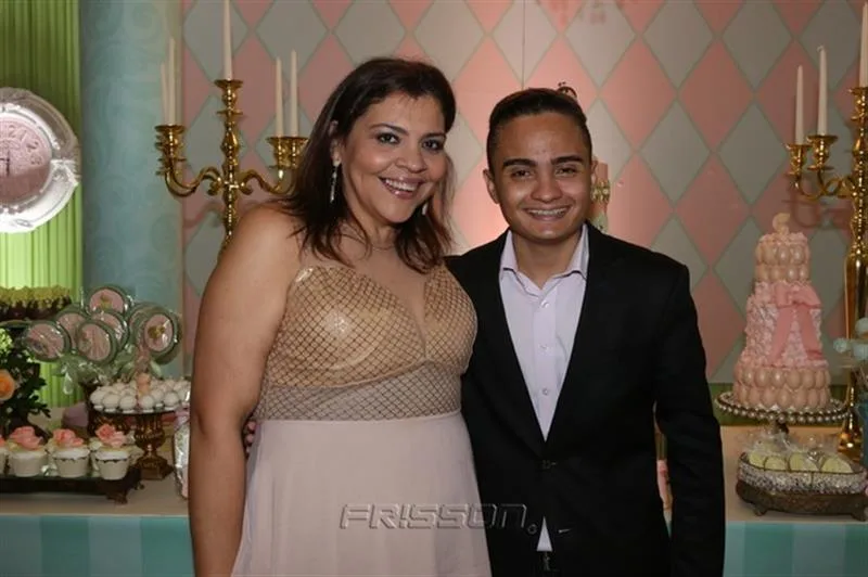 Adriana Rita e Felipe Araújo