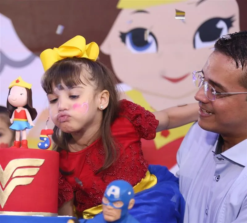 Bárbara Brasileiro e Gustavo Lopes