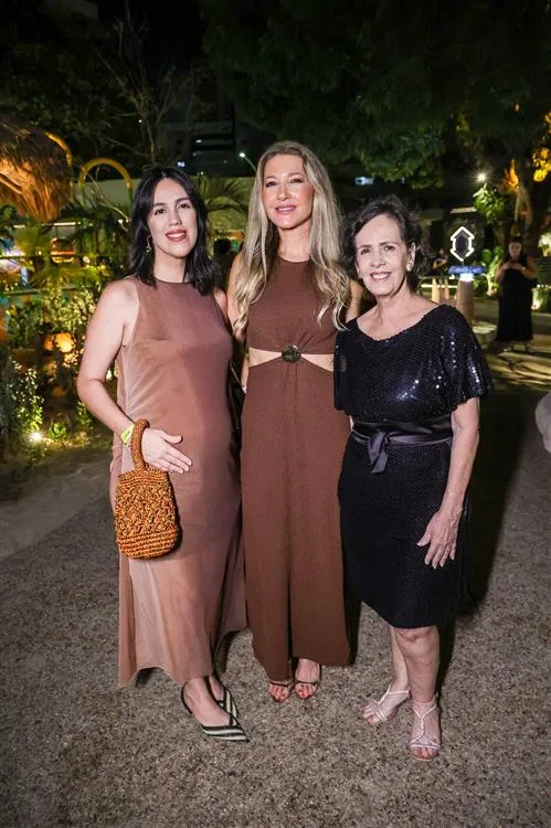 Carolina Figueiredo, Carmen Rangel e Neuma Figueiredo