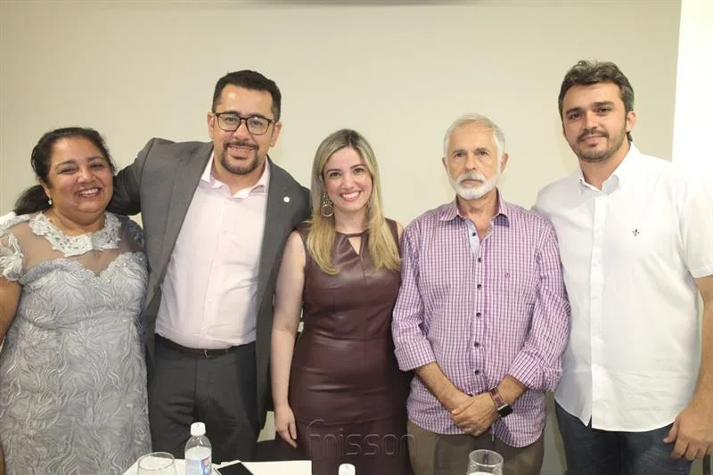 Francineide Guimaraes, Marcio Martins, Mayra Grisolia, Francisco Simão e Nelinho Freitas