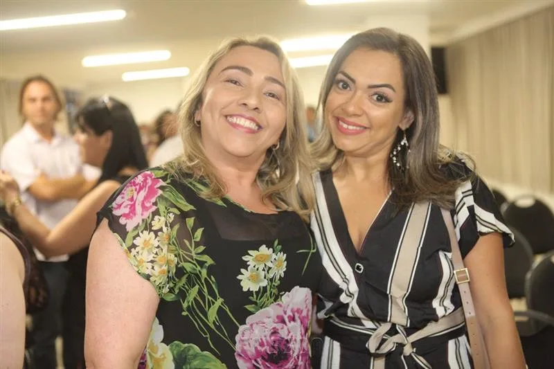 Irlene de Sá e Luziane Sarafim