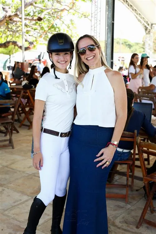Giovanna Memória e Ana Stela Feitosa