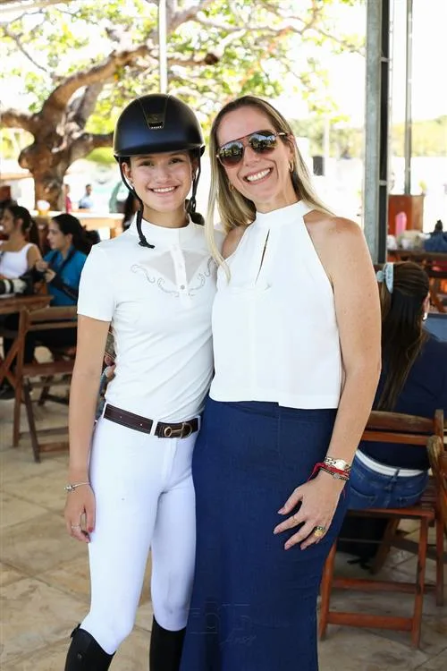 Giovanna Memória e Ana Stela Feitosa
